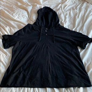 Black Short Sleeved Workout Sweatshirt